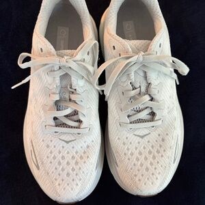 Hoka Clifton 9-womens